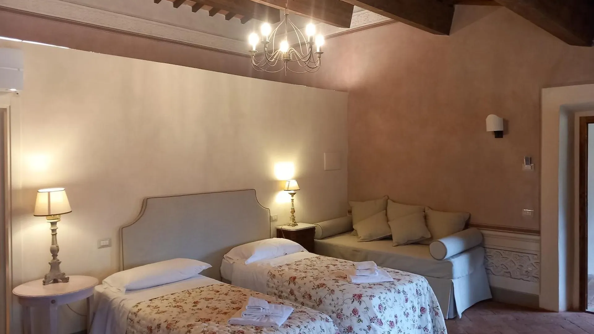 Bed & Breakfast Bed and Breakfast La Palazzina Dei Cacciatori Cerreto Guidi